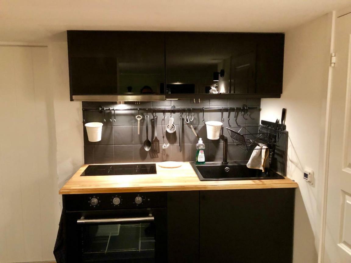 Lovely Studio Apartment Seaview & Private Sauna Lerum Exterior photo