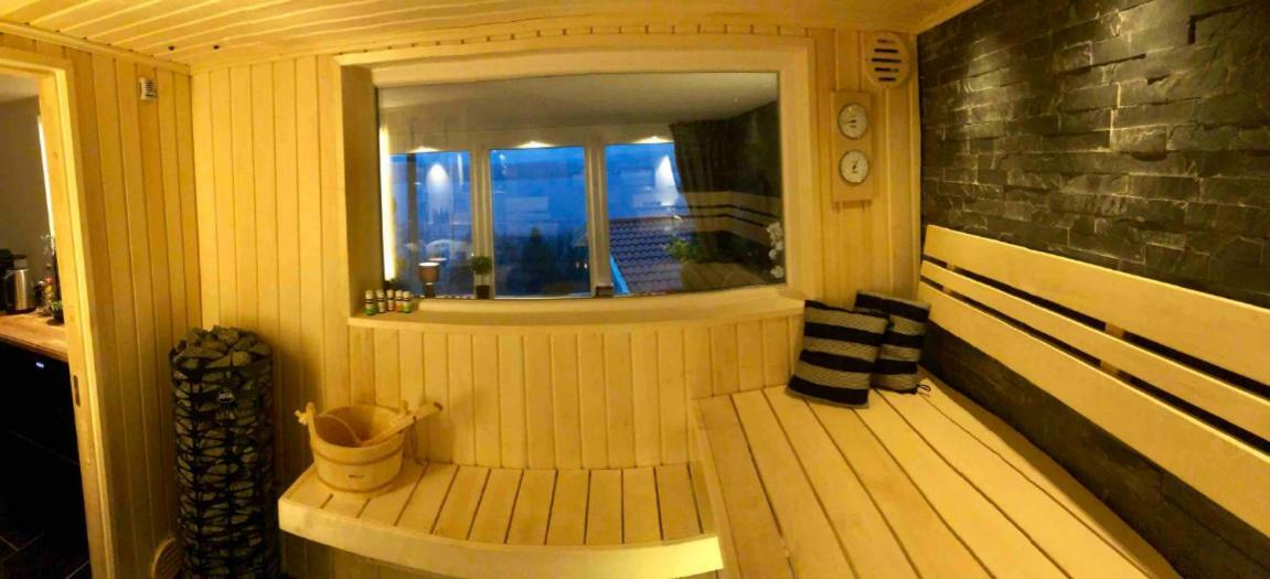 Lovely Studio Apartment Seaview & Private Sauna Lerum Exterior photo